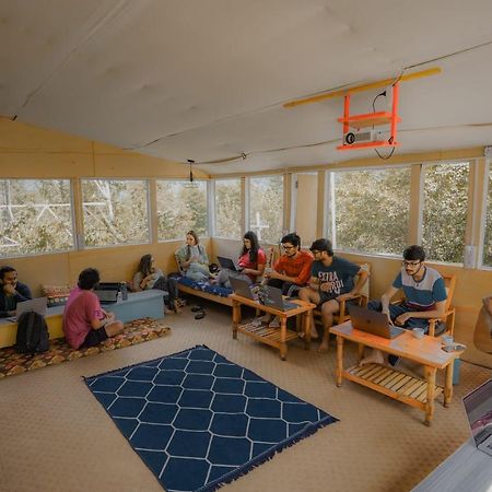 Mars Monkey Hostel & Cafe Manali  Luaran gambar