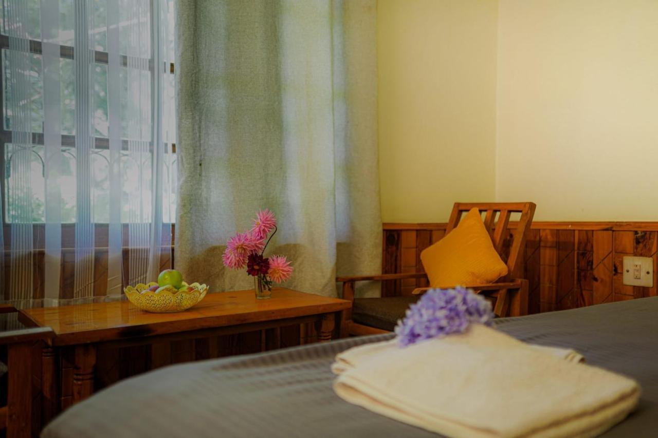 Mars Monkey Hostel & Cafe Manali  Luaran gambar