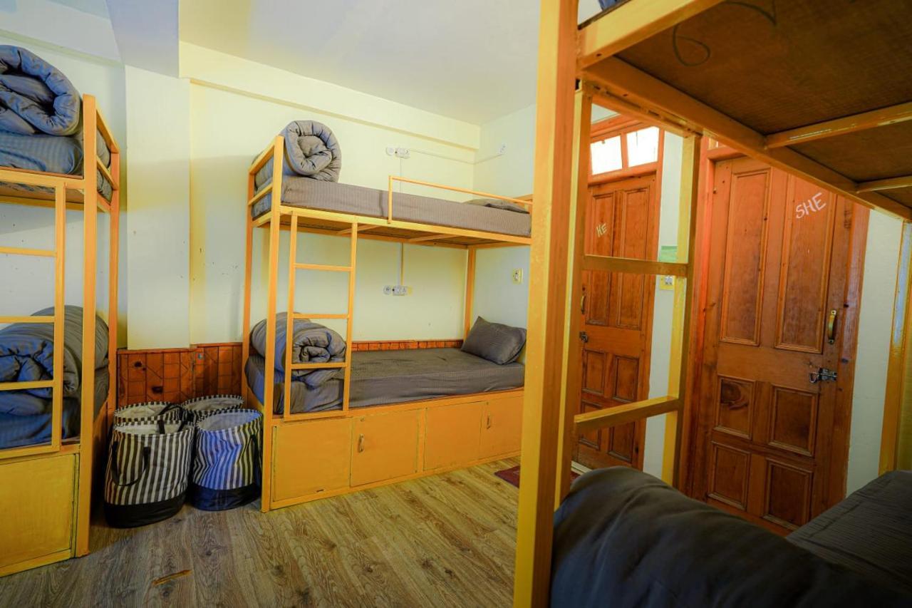 Mars Monkey Hostel & Cafe Manali  Luaran gambar