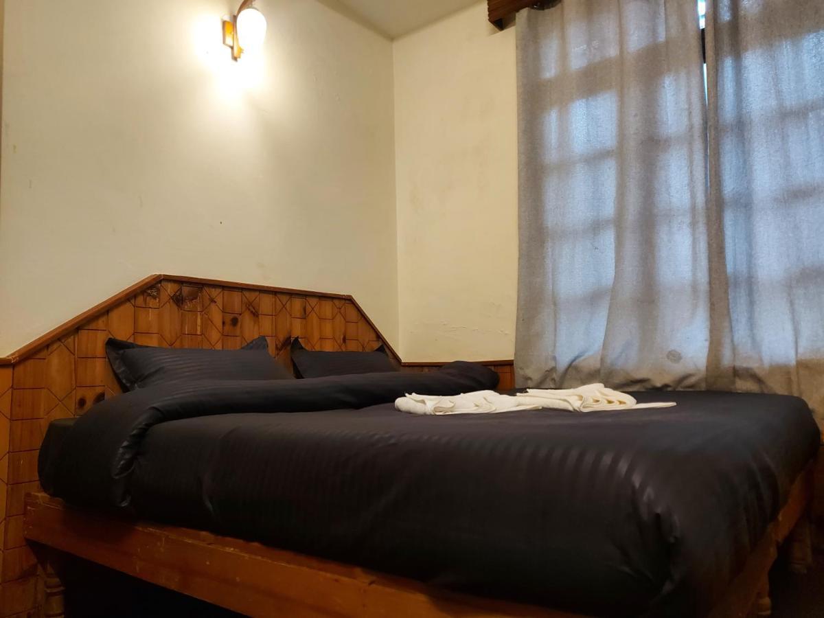 Mars Monkey Hostel & Cafe Manali  Luaran gambar