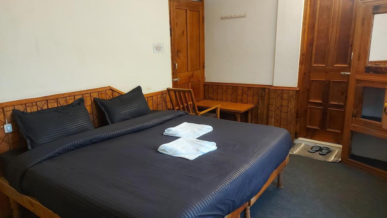 Mars Monkey Hostel & Cafe Manali  Luaran gambar