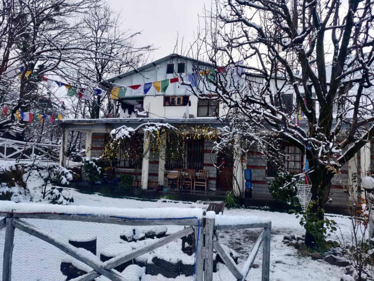 Mars Monkey Hostel & Cafe Manali  Luaran gambar