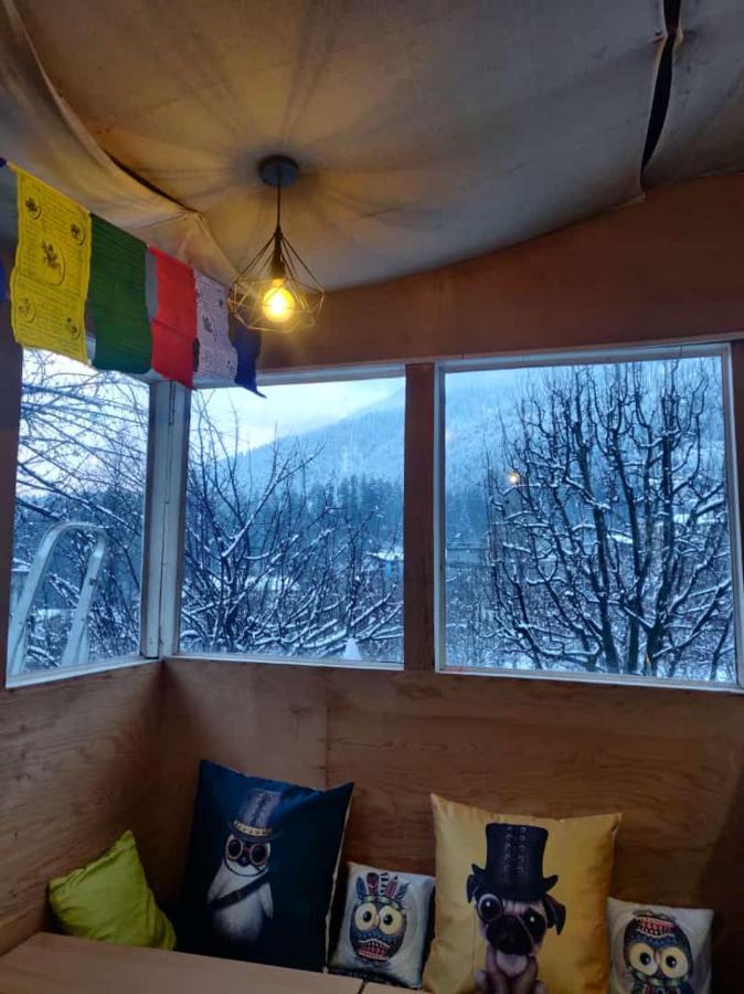 Mars Monkey Hostel & Cafe Manali  Luaran gambar