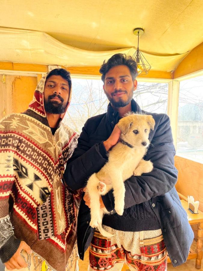Mars Monkey Hostel & Cafe Manali  Luaran gambar